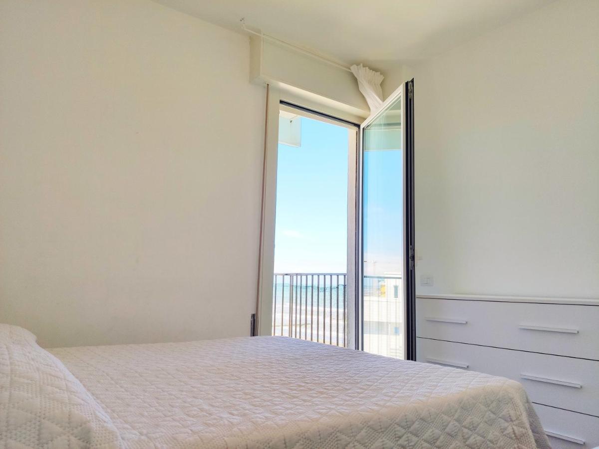 La Torre - Frontemare - Immobil Relax Villa Lido di Jesolo Luaran gambar