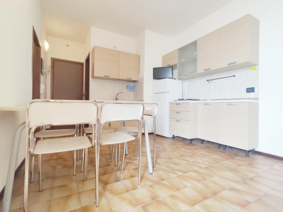 La Torre - Frontemare - Immobil Relax Villa Lido di Jesolo Luaran gambar